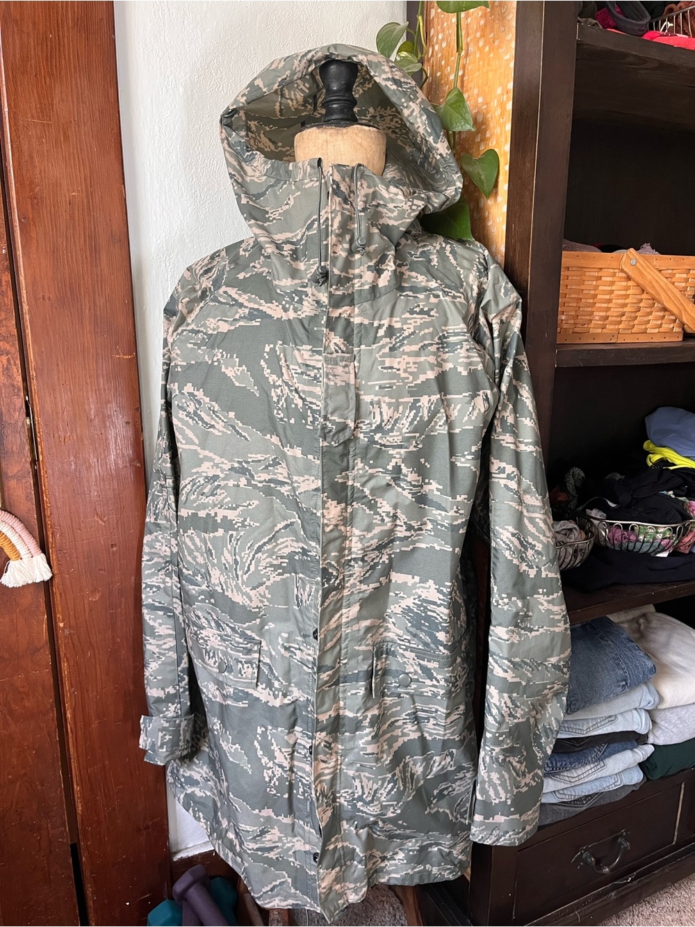 Gore-Tex Hooded Camouflage Parka Jacket - Green Camo